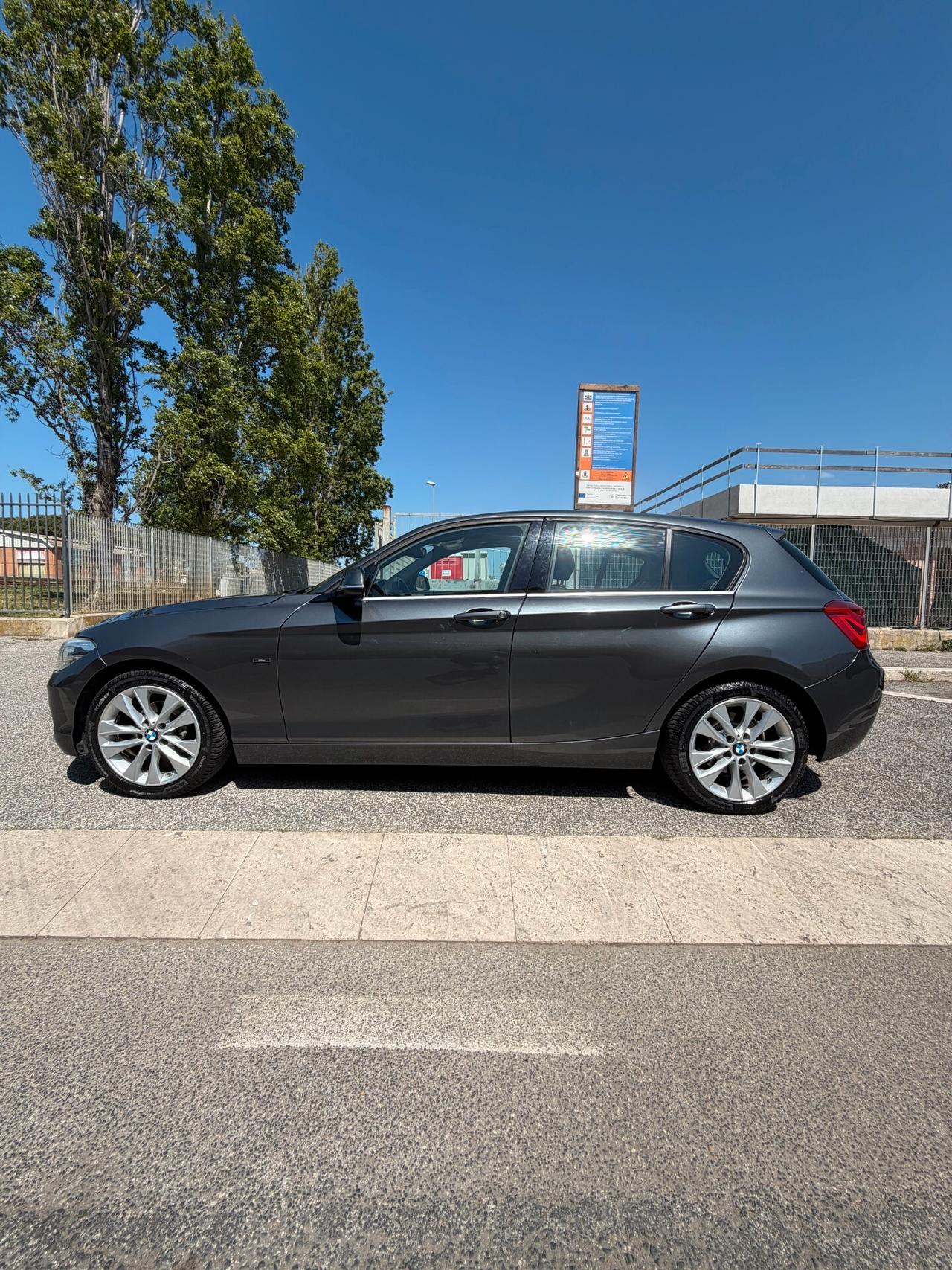 Bmw 116 116d 5p. Urban