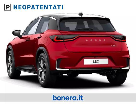 Lexus LBX 1.5 Hybrid Emotion 2WD