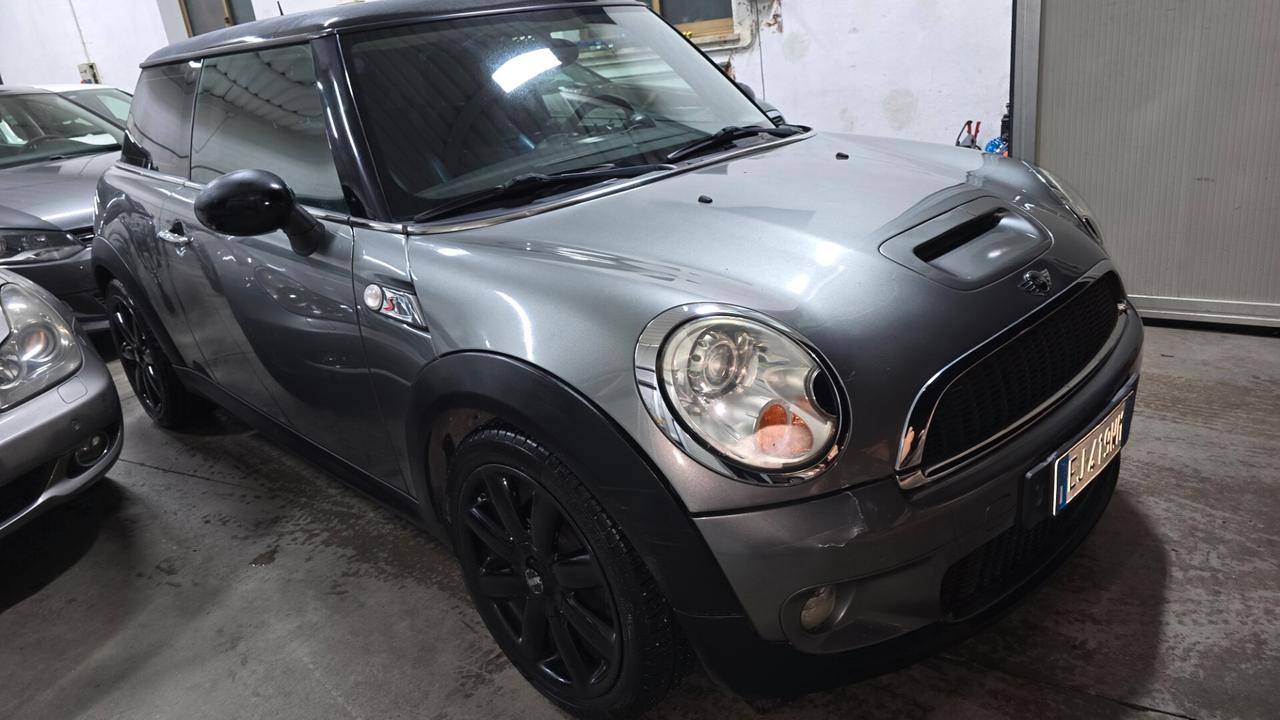 Mini Cooper S Coupe Mini cuper S neo patentati 1.6 55kw 75 cavalli ....