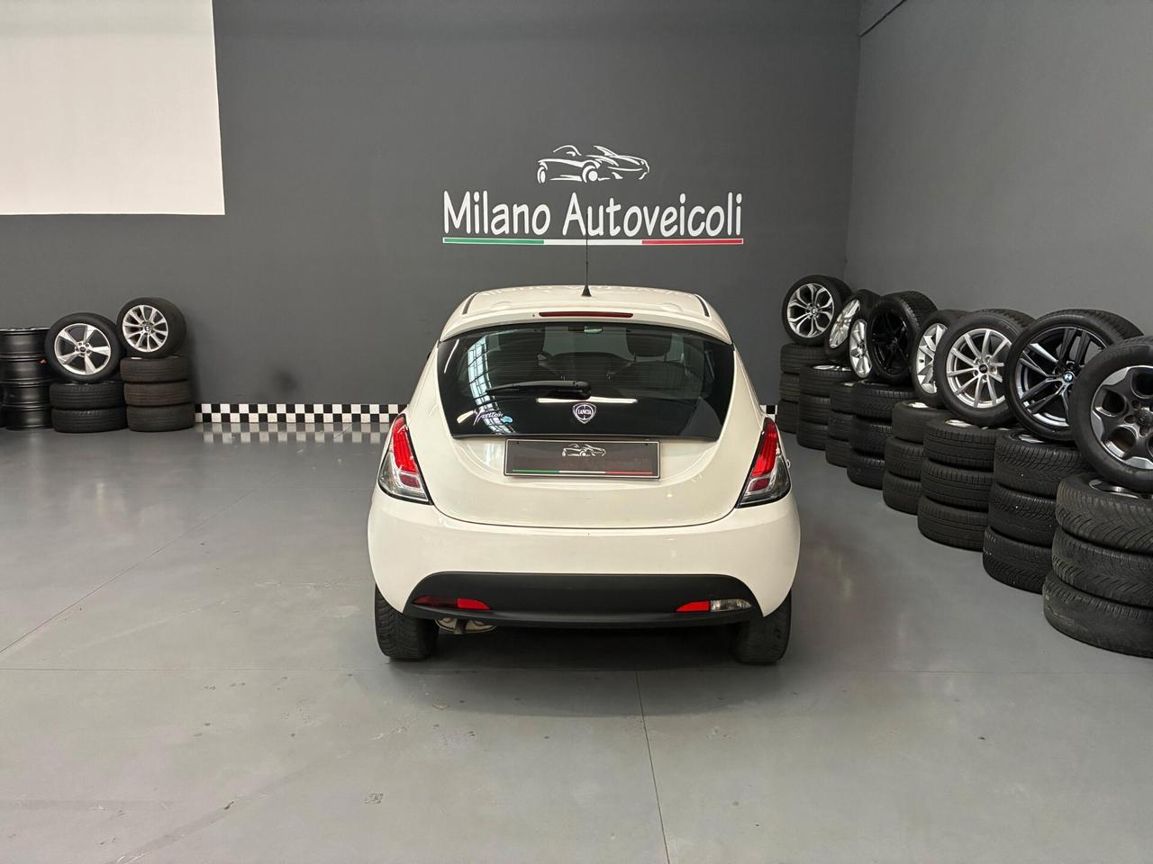 Lancia Ypsilon 1.2 69 CV 5 porte GPL Ecochic Elefantino