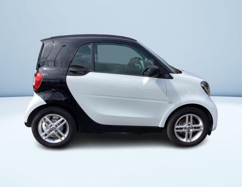 smart fortwo EQ PURE 4,6KW