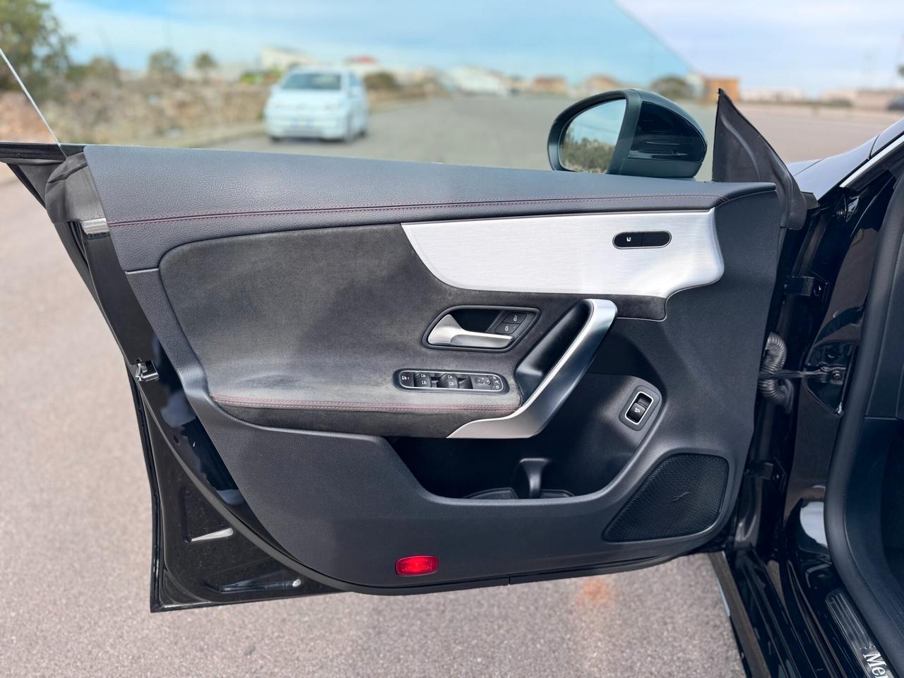 Mercedes CLA 180 d Automatic Premium Led Full