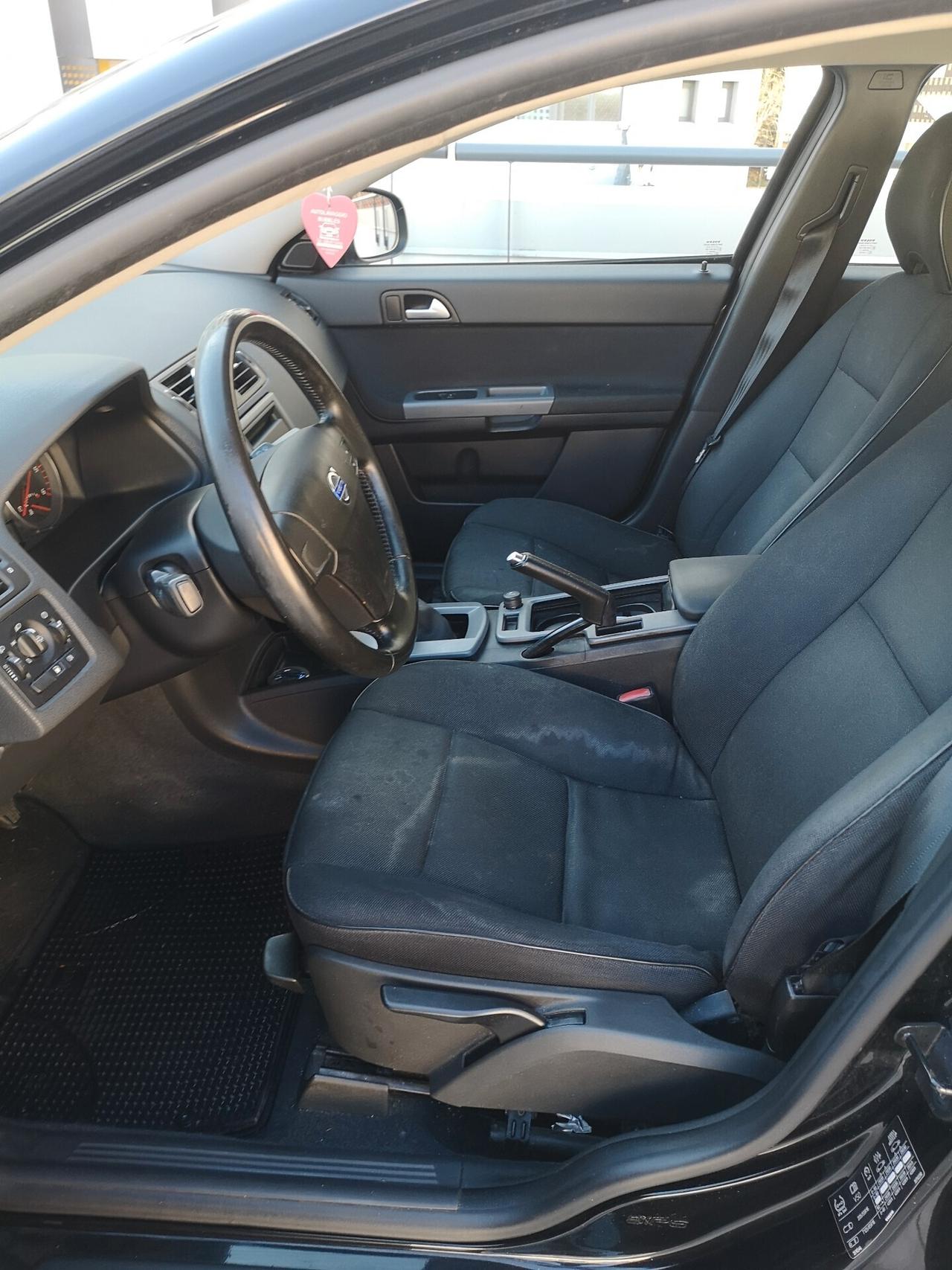 Volvo V50 D4 Kinetic 115cv - 2011