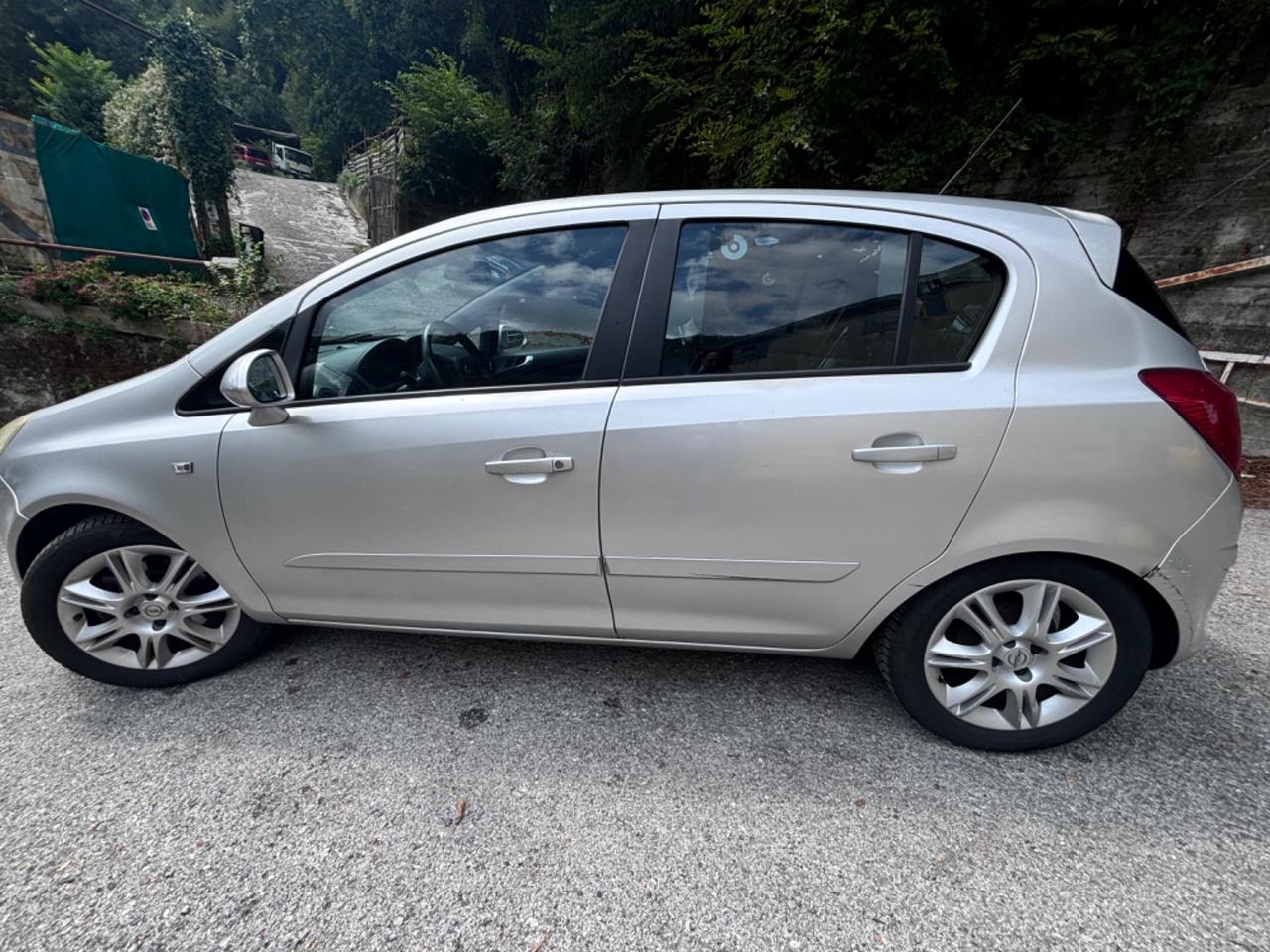 Opel Corsa 1.3 CDTI 90CV 5 porte Cosmo