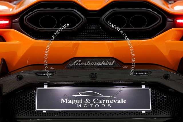 Lamborghini Revuelto FULL CARBON PACK|SPECIAL PAINT|AD PERSONAM|FULL