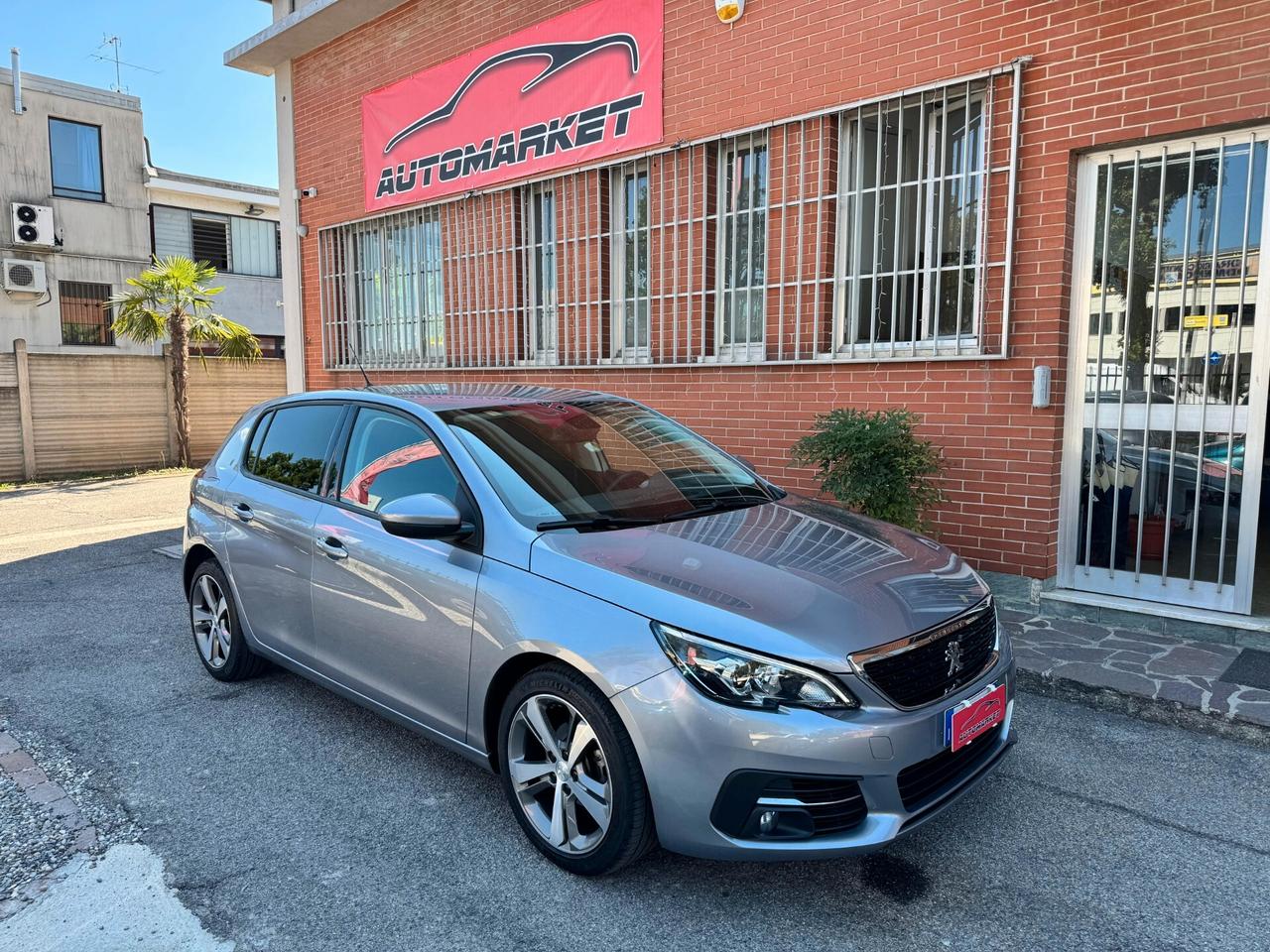 Peugeot 308 PureTech Turbo 110cv Allure