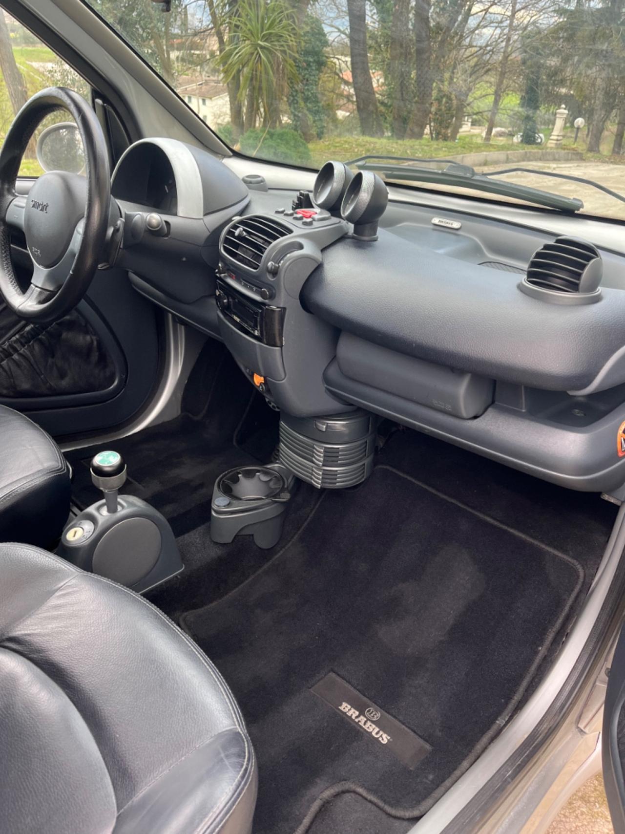 Smart ForTwo 700 coupé Brabus (55 kW)