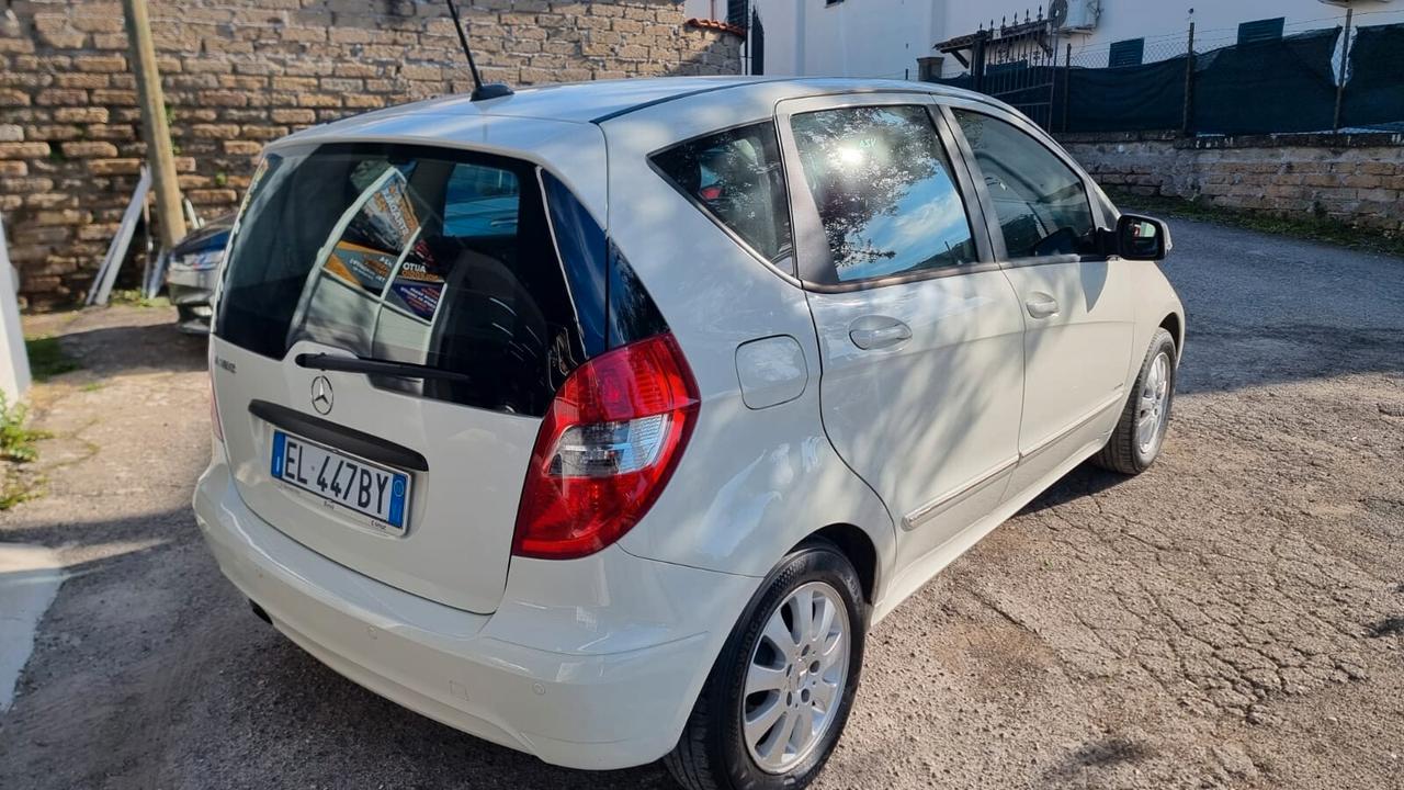 Mercedes-benz A 160 A 160 BlueEFFICIENCY Coupé Special Edition