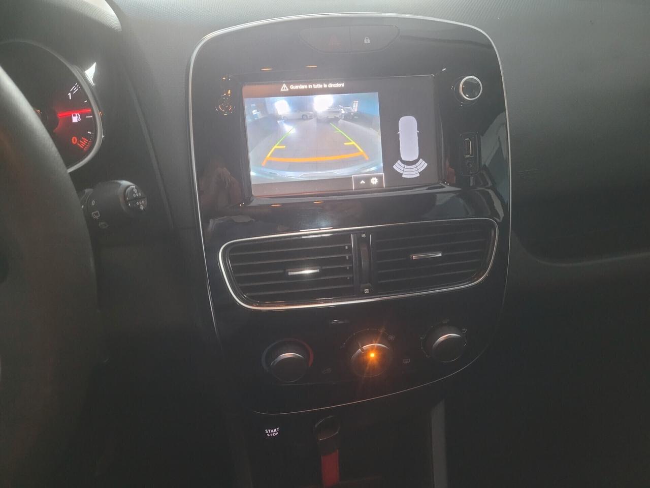 Renault Clio dCi 8V 75 CV 5 porte Moschino Zen