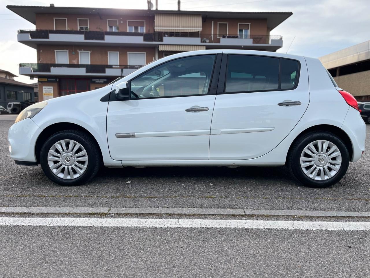 Renault Clio 1.2 16V 5 porte GPL Dynamique