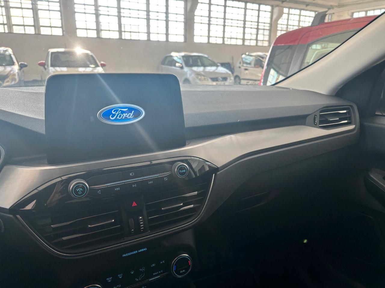 Ford Kuga 2.0 EcoBlue Hybrid 150 CV 2WD Titanium