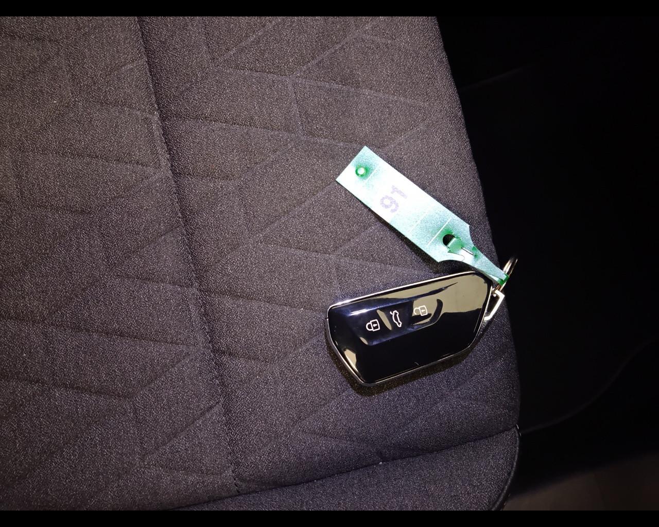 VOLKSWAGEN Tiguan III 2024 - Tiguan 2.0 tdi Life 150cv dsg