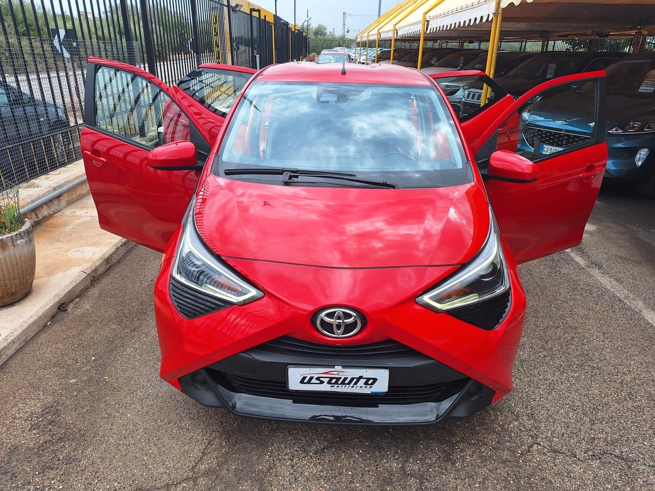 Toyota Aygo 1.0 VVT-i 5 porte x-play 2019