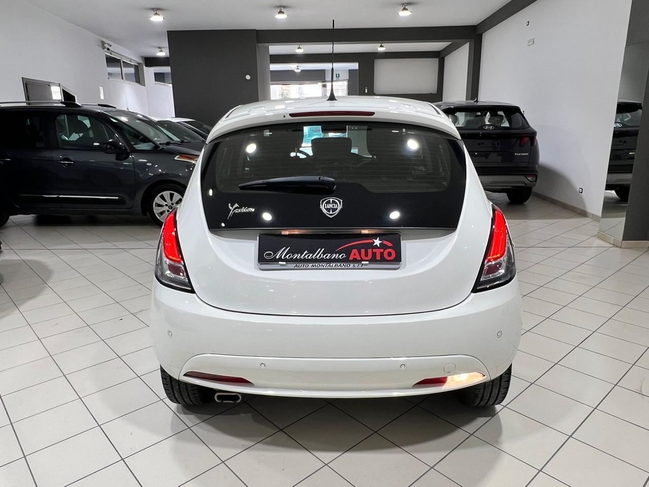 Lancia Ypsilon 1.2 69 CV 5 porte Platinum