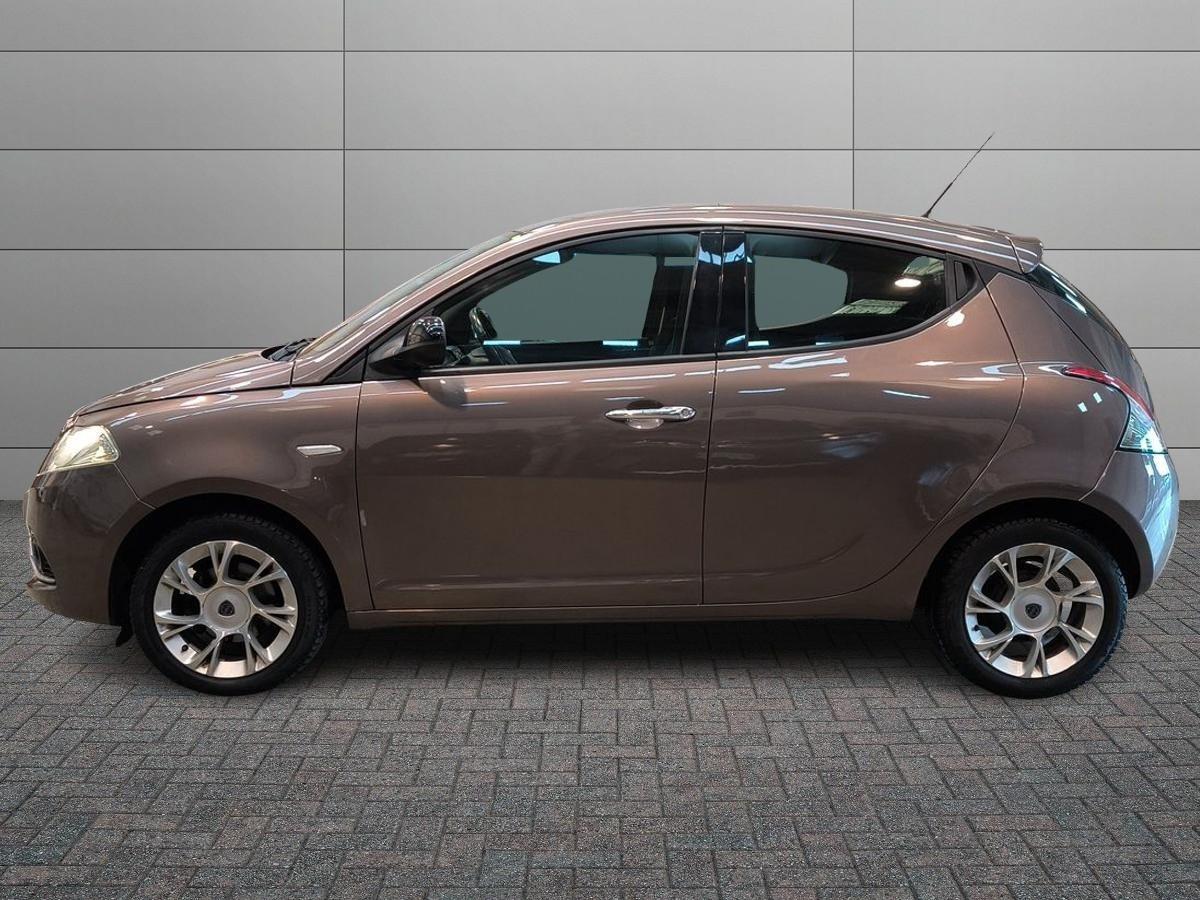 LANCIA Ypsilon 3ª serie - Ypsilon 1.2 69 CV 5 porte Opening Edition