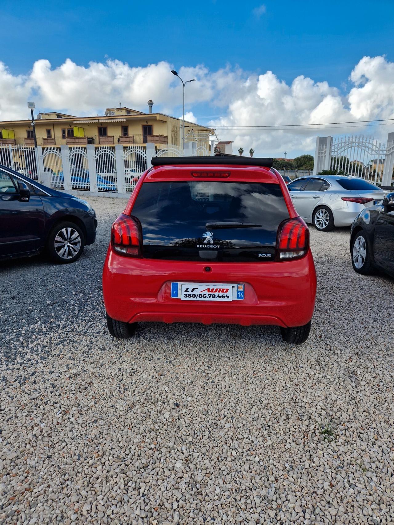 Peugeot 108 PureTech 82 5 porte Allure