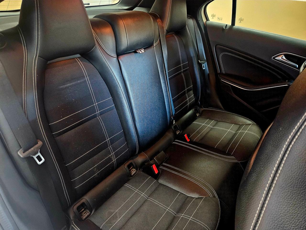 Mercedes-benz A 200 A 200 CDI Premium