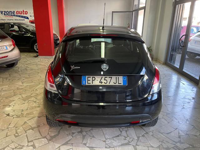 LANCIA Ypsilon 1.3 MJT 16V 95 CV 5 porte S&S Silver