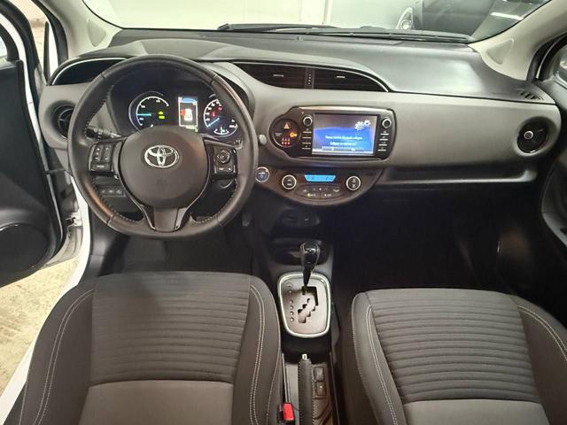 TOYOTA Yaris 1.5 Hybrid 5 porte Business