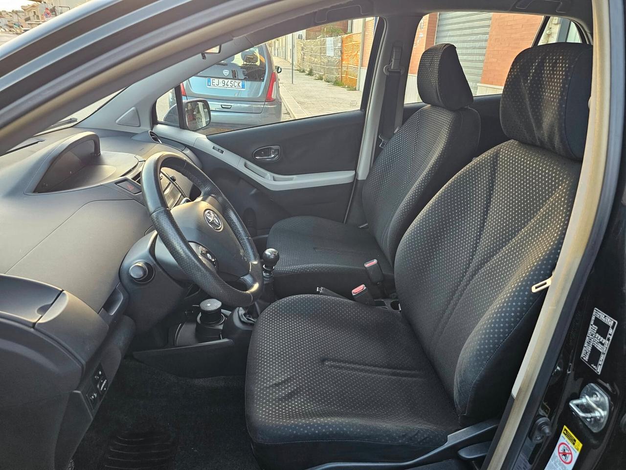 Toyota Yaris 1.4 D-4D DPF 5 porte Now