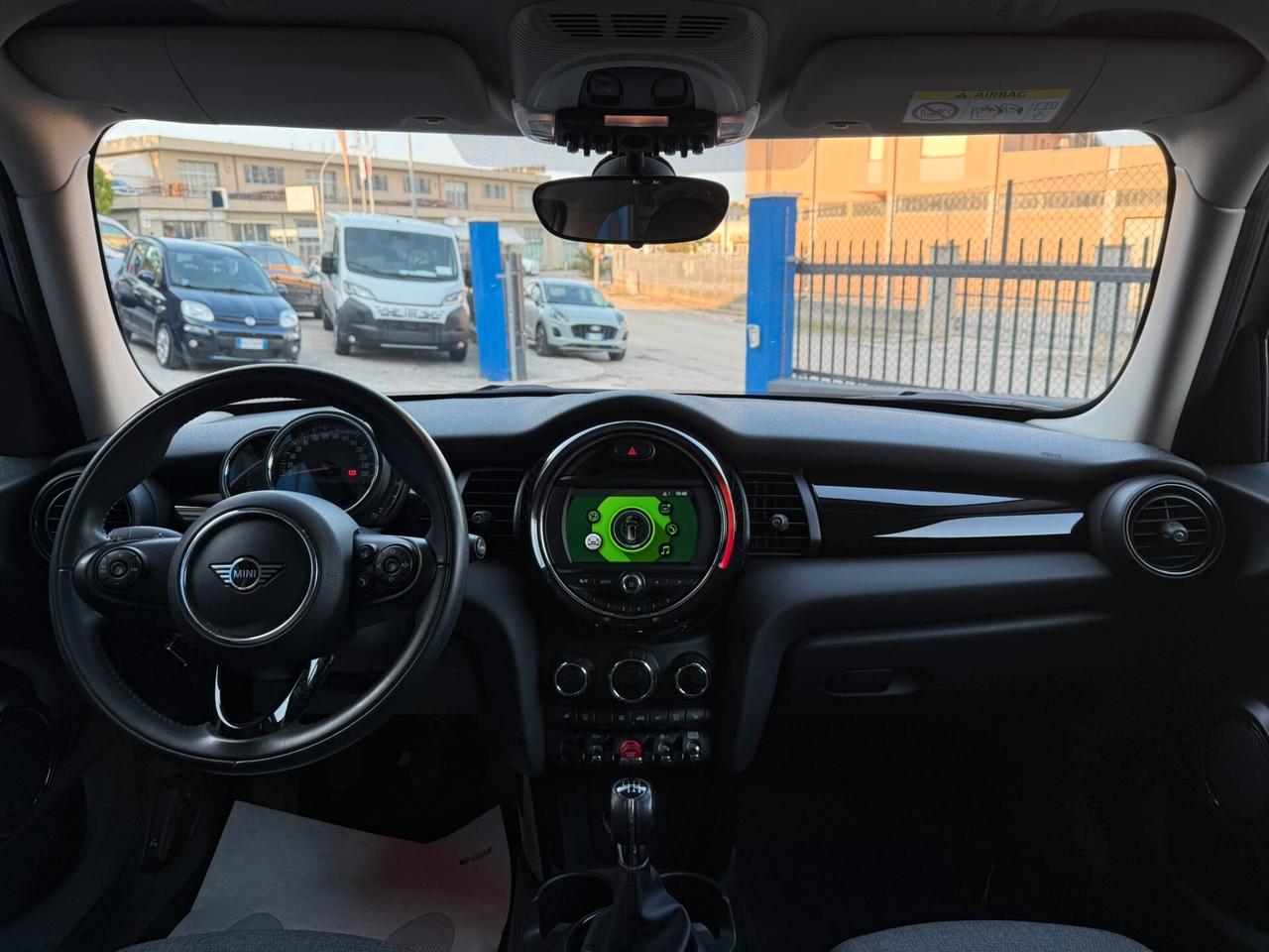 Mini One 1.5 Business 102cv 5p