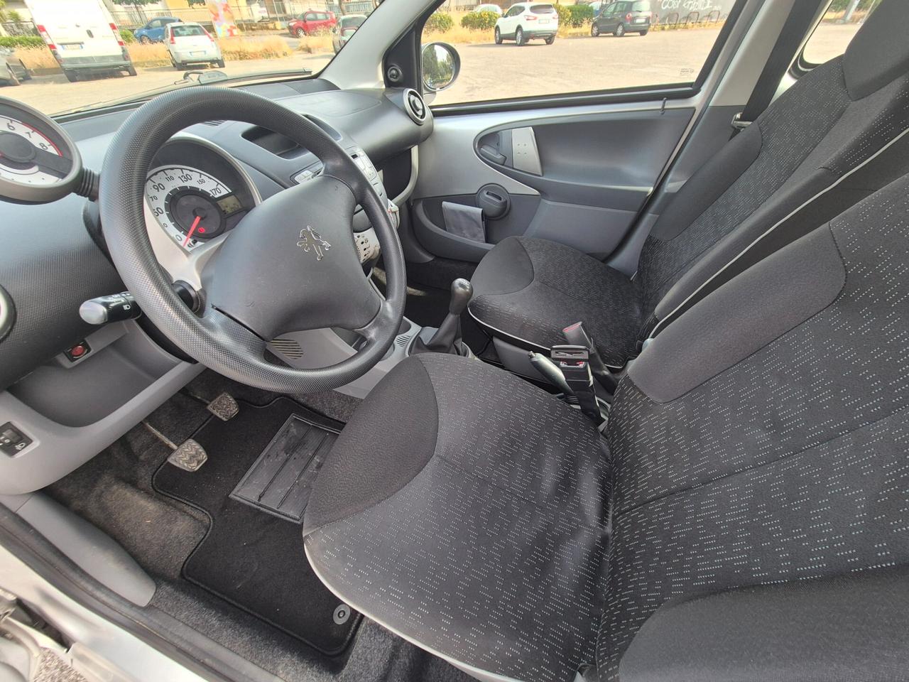 Peugeot 107 1.0 68CV 5p. 2011