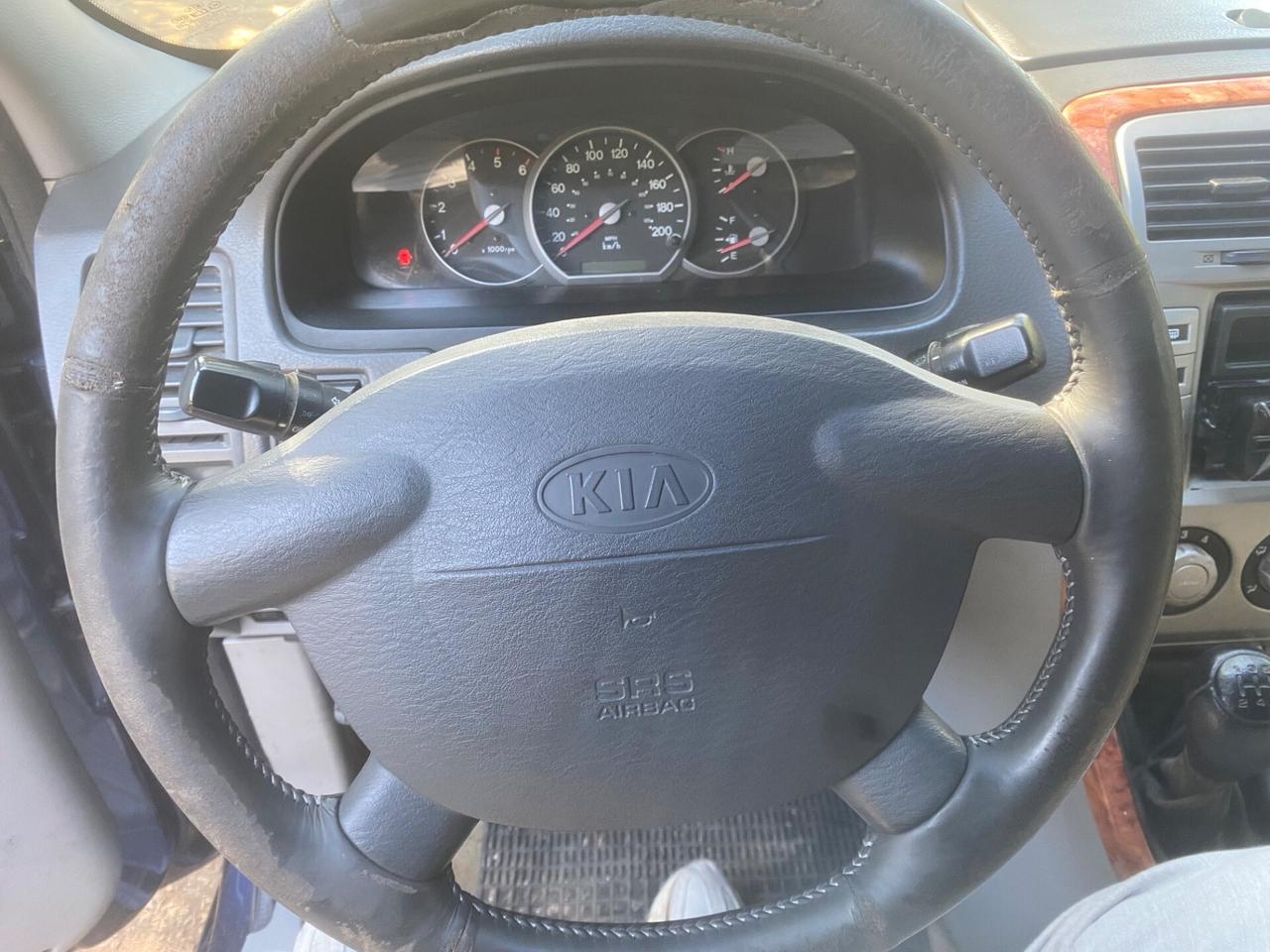 Kia Carnival 2.9 16V CRDi cat Family