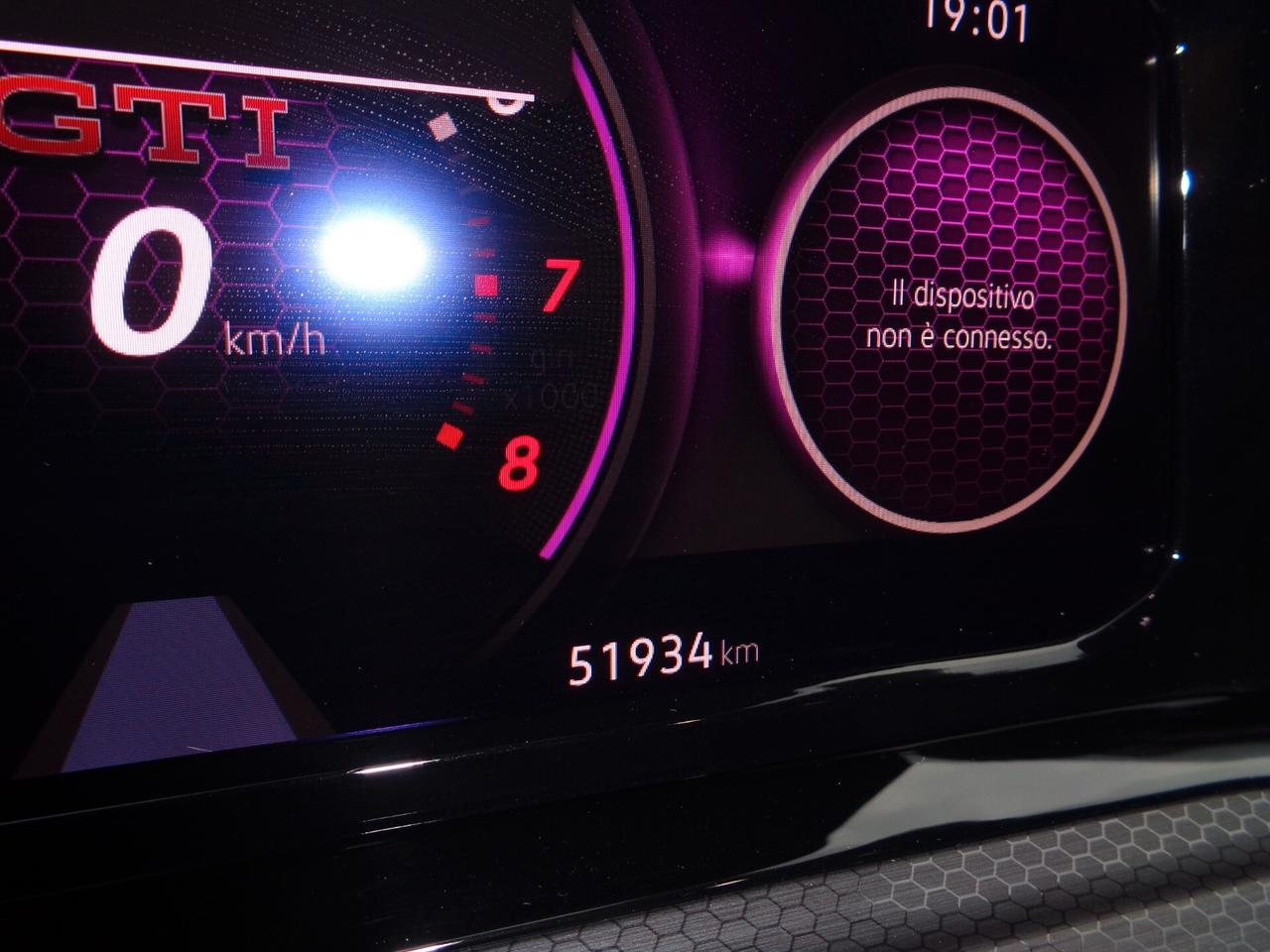 Volkswagen Golf GTI 2.0 TSI