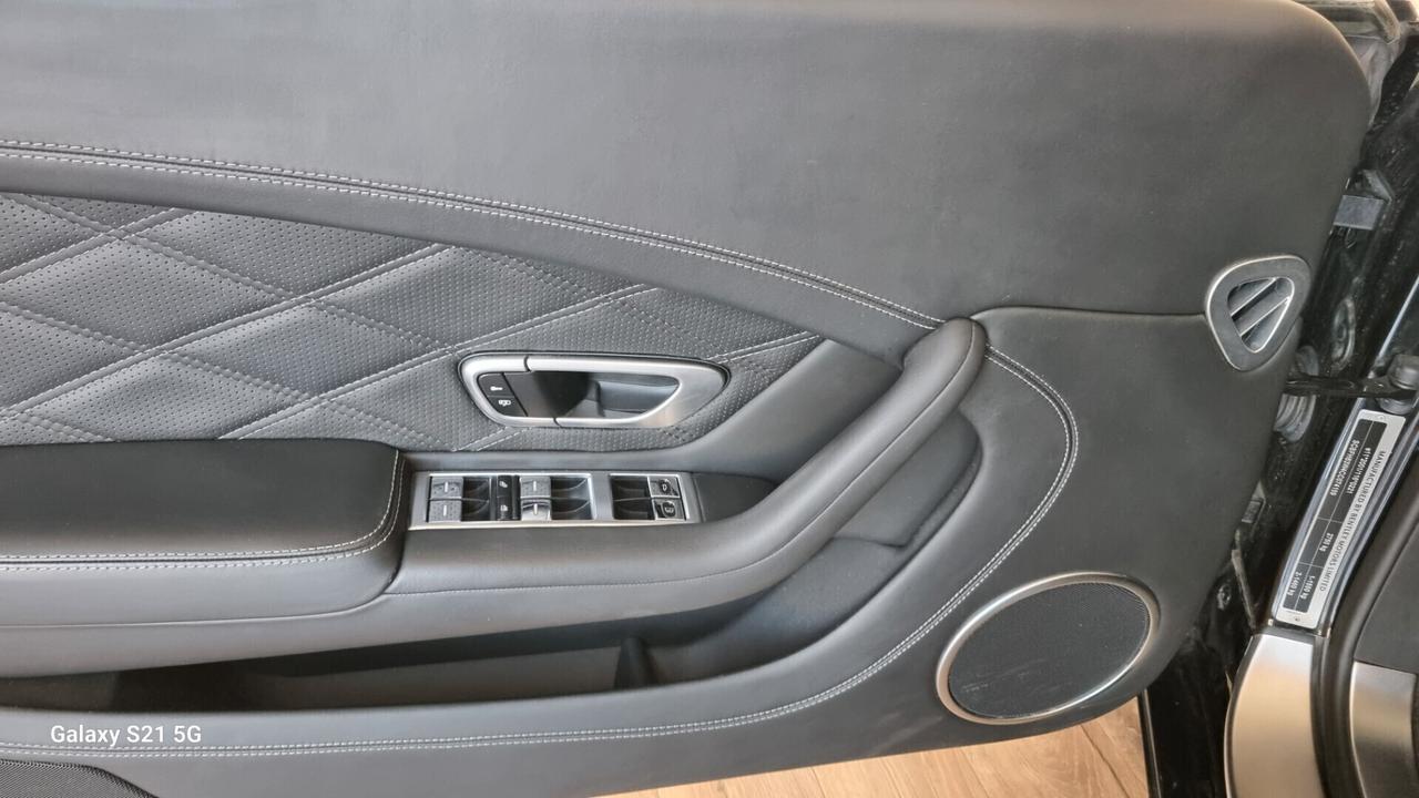 Bentley Continental GT V12