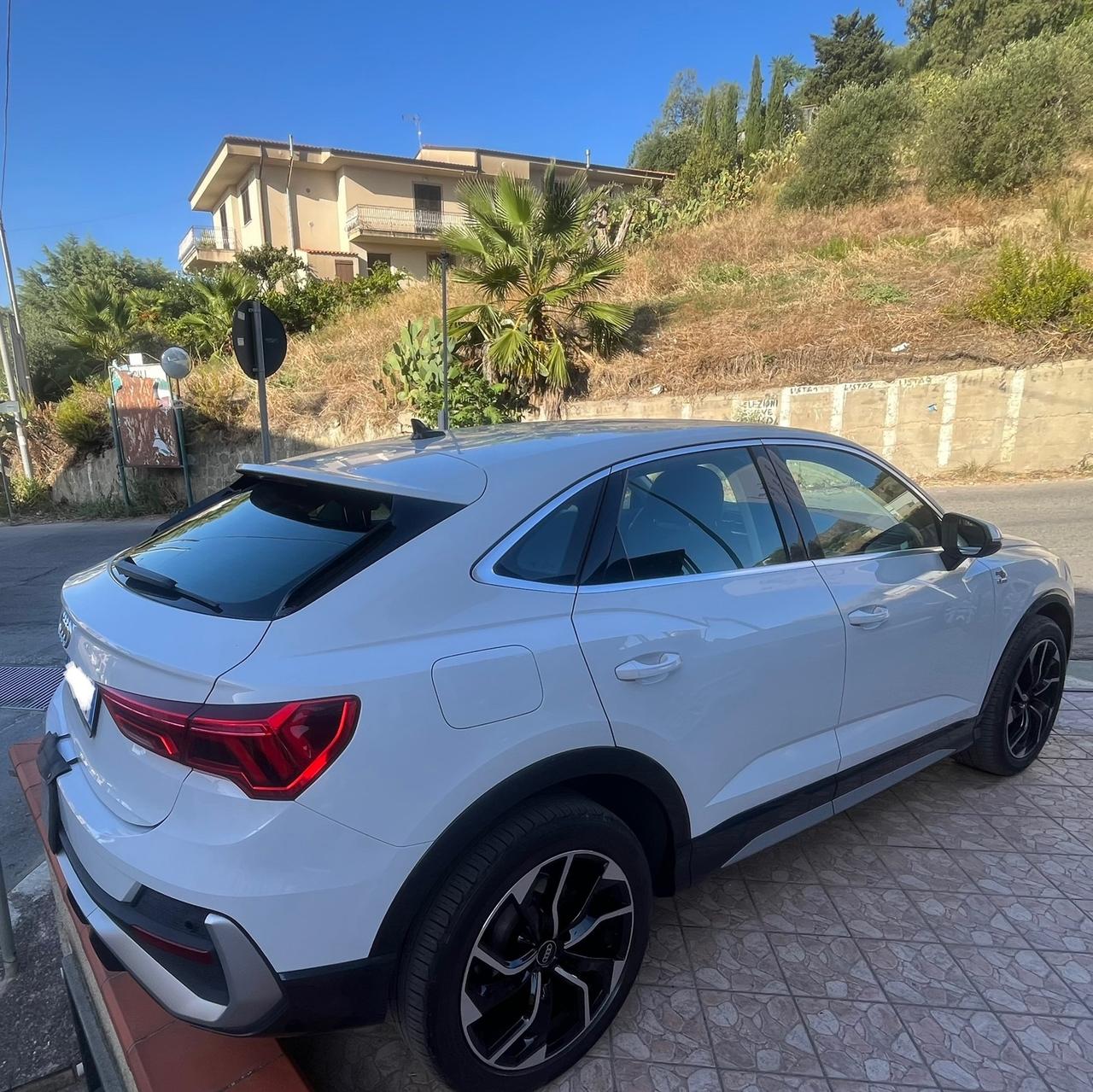 Audi Q3 SPB 35 TDI S line edition