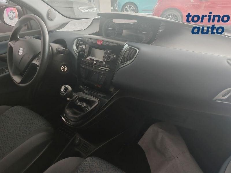 Lancia Ypsilon 1.0 FireFly 5 porte S&S Hybrid Gold