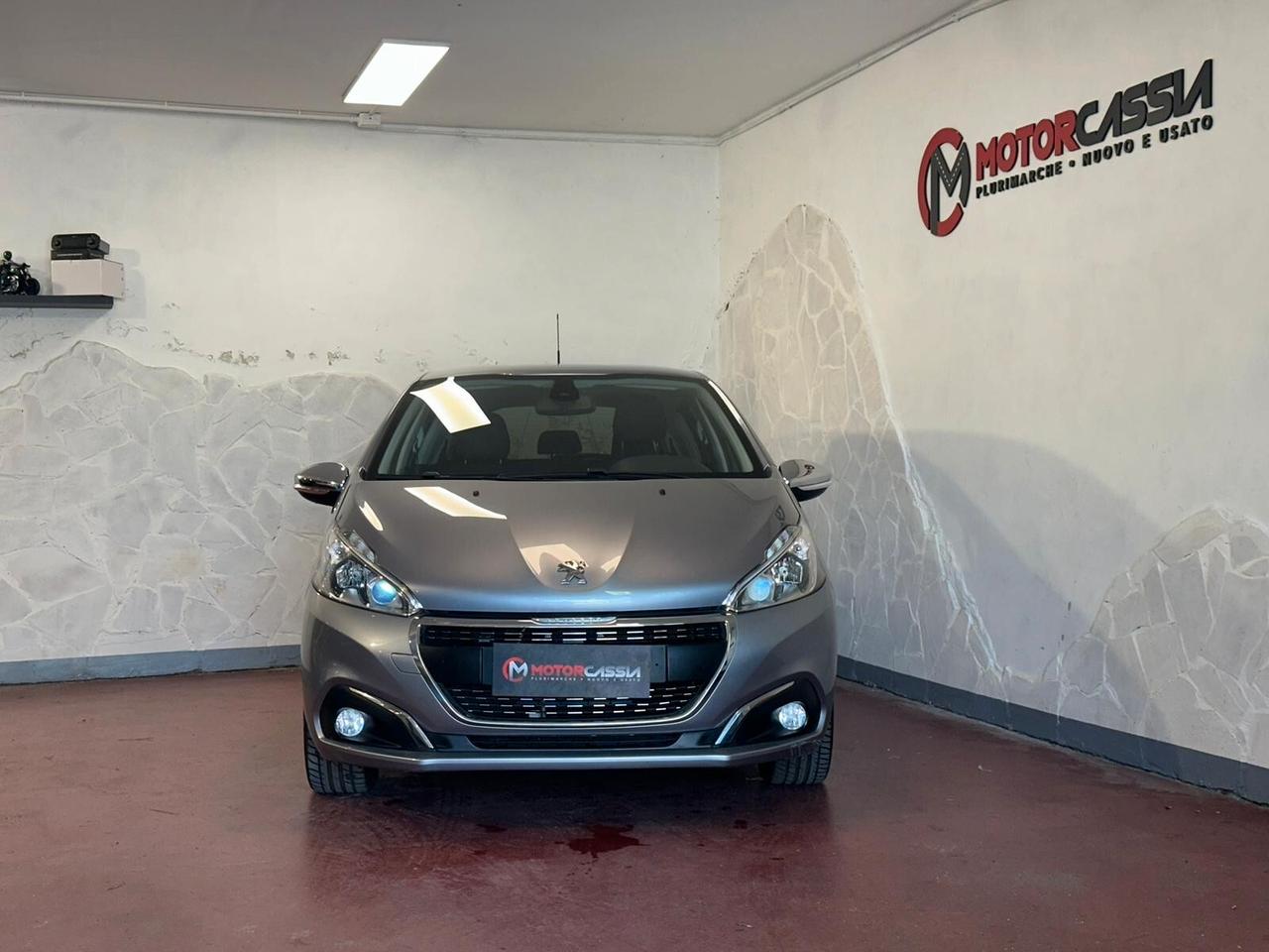 Peugeot 208 GPL PureTech 82 Signature