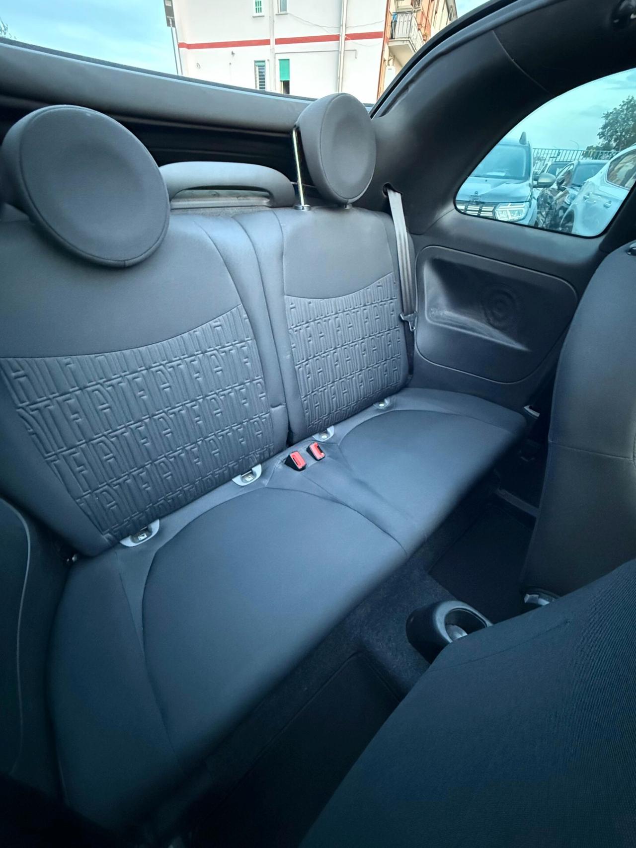 Fiat 500 Cabrio 1.0 Hybrid Dolcevita