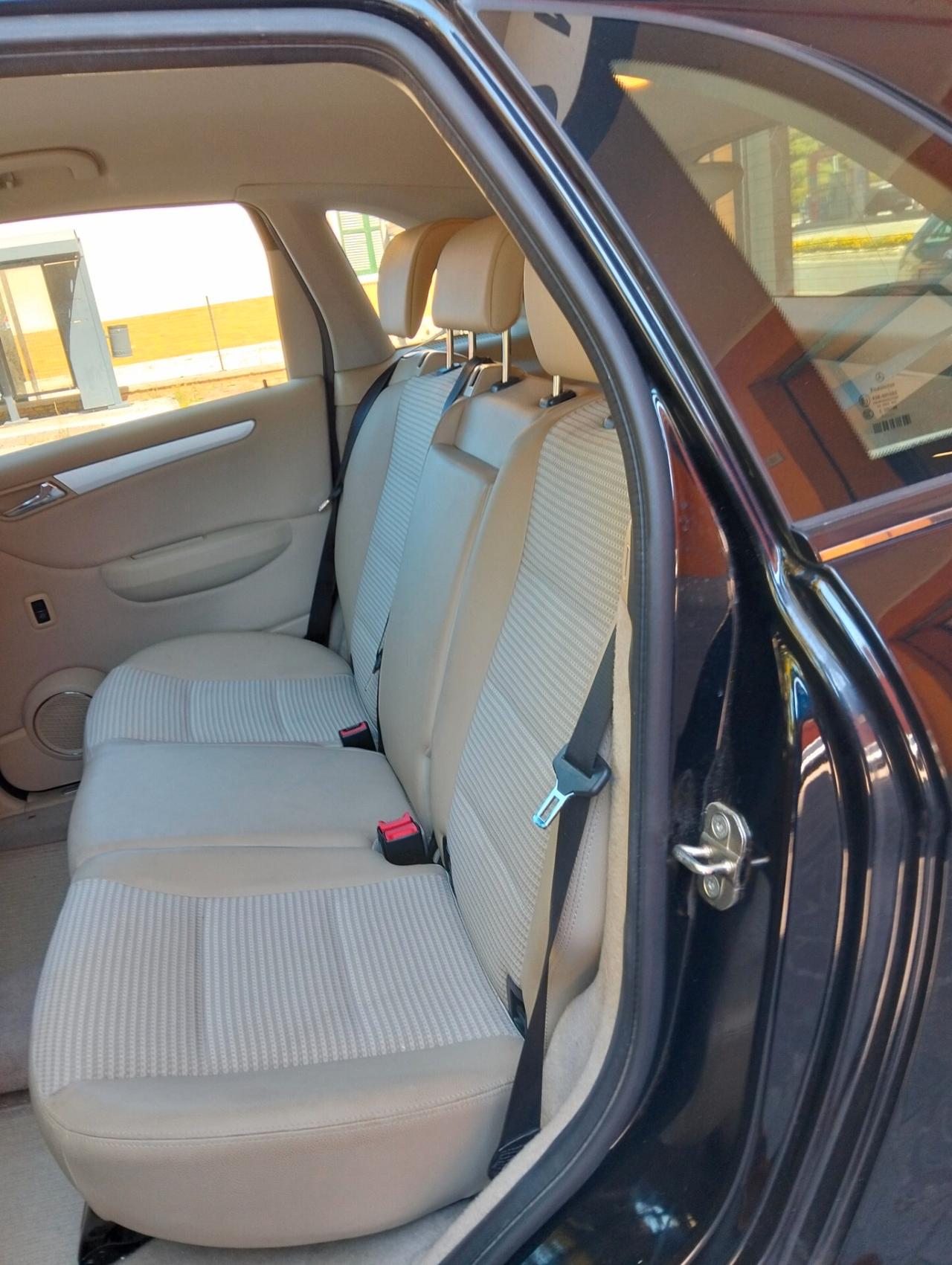 Mercedes-benz B 200 Sport