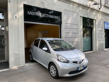 Toyota Aygo 1.0 5p Sol 98.000KM - NEOPATENTATI!!!