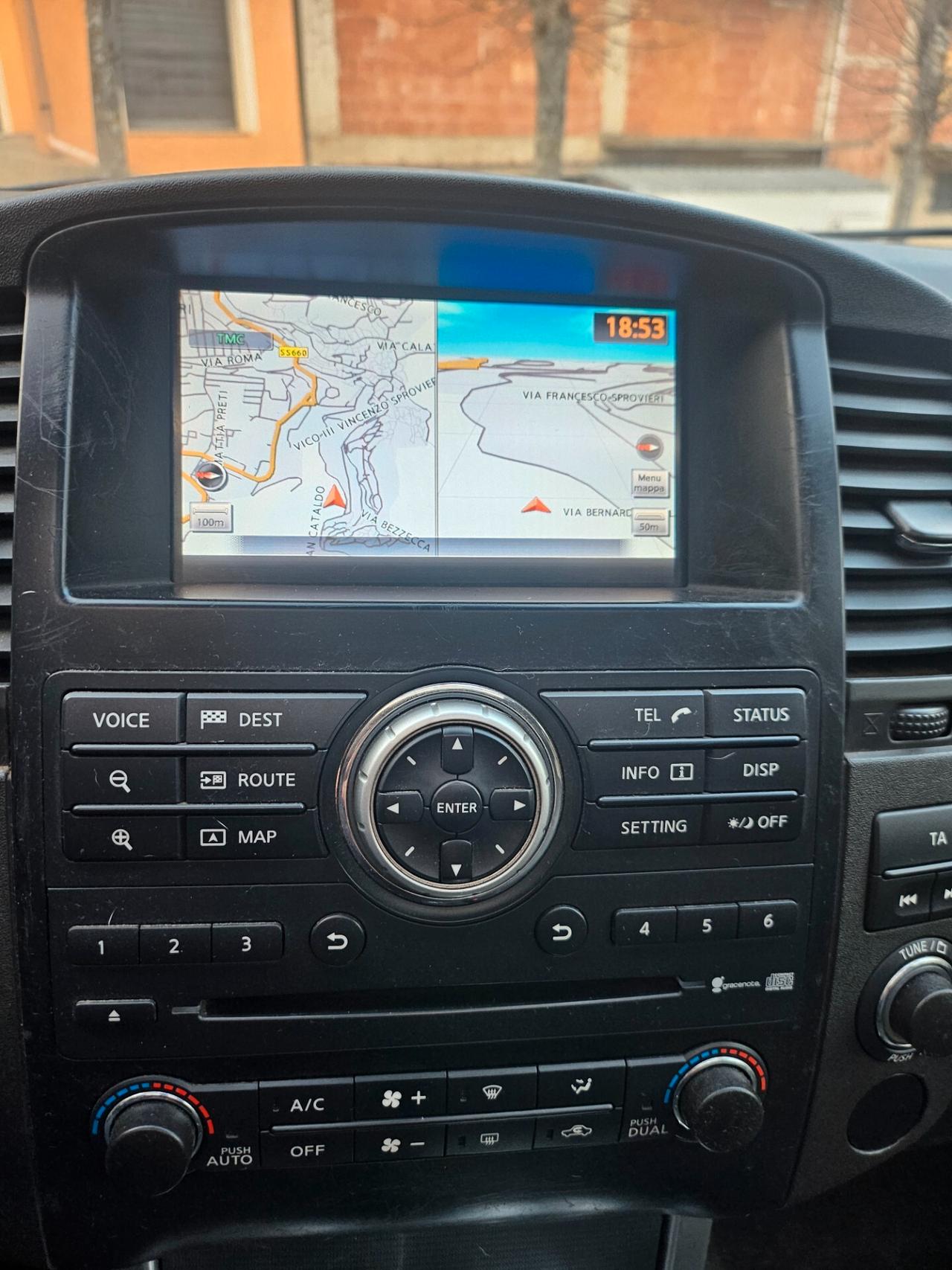 Nissan Navara 3.0 dCi 4 porte Double Cab 2011