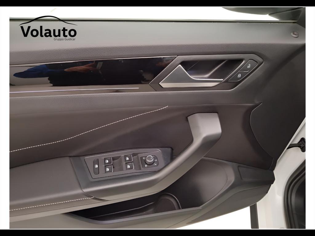 VOLKSWAGEN T-Roc I 2022 - T-Roc 1.5 tsi R-Line dsg