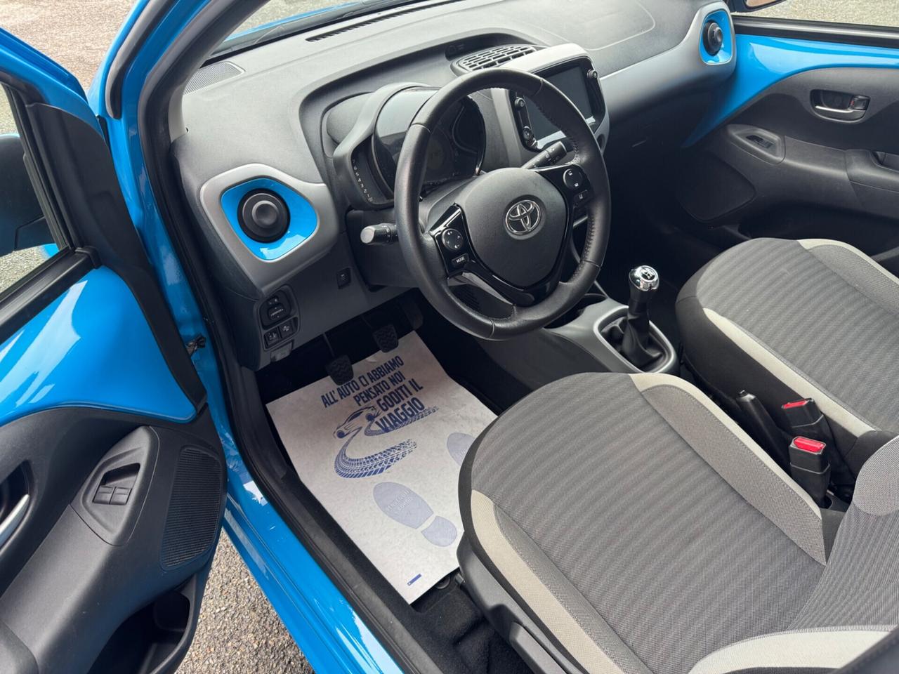 Toyota Aygo Connect 1.0 72 CV wave