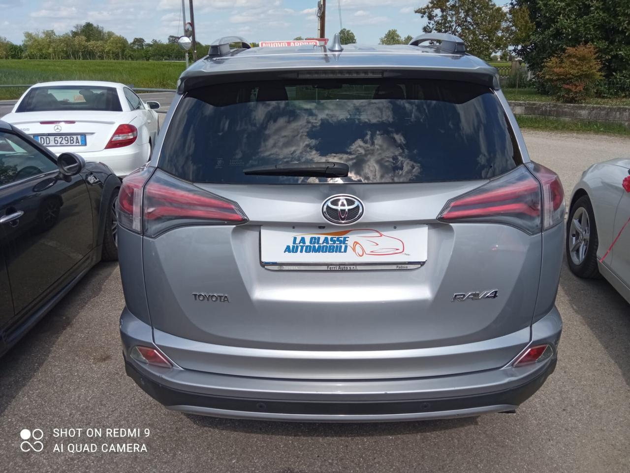 Toyota RAV 4 RAV4 2.0 D-4D 2WD Style