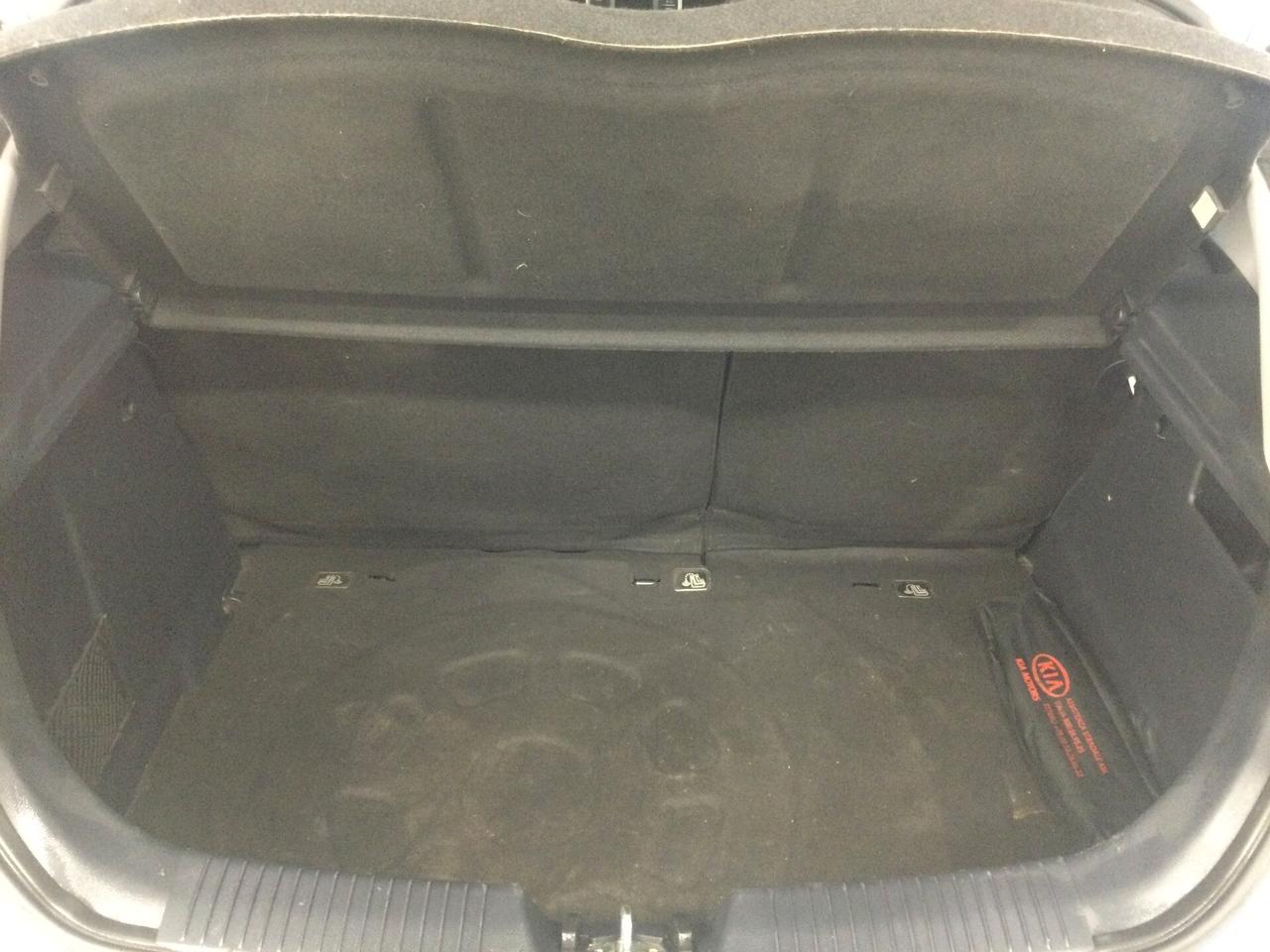 Kia Rio 1.1 CRDi 5p. Cool