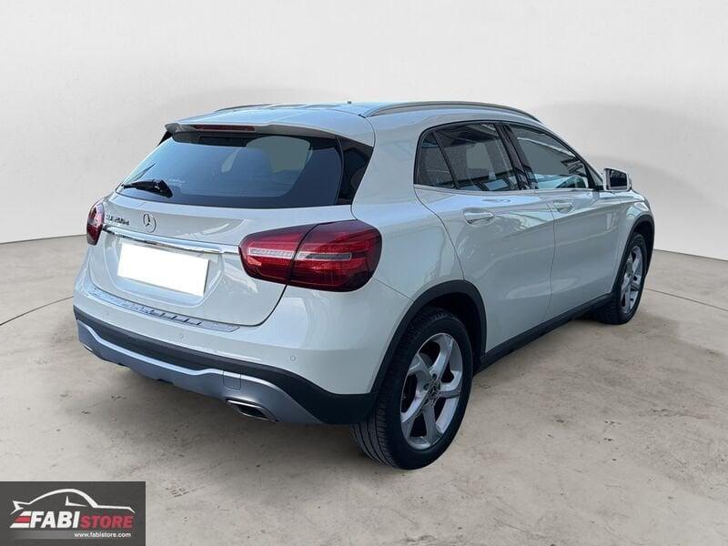 Mercedes-Benz GLA GLA 200 d Automatic Sport - Tetto, Camera, Navi ecc
