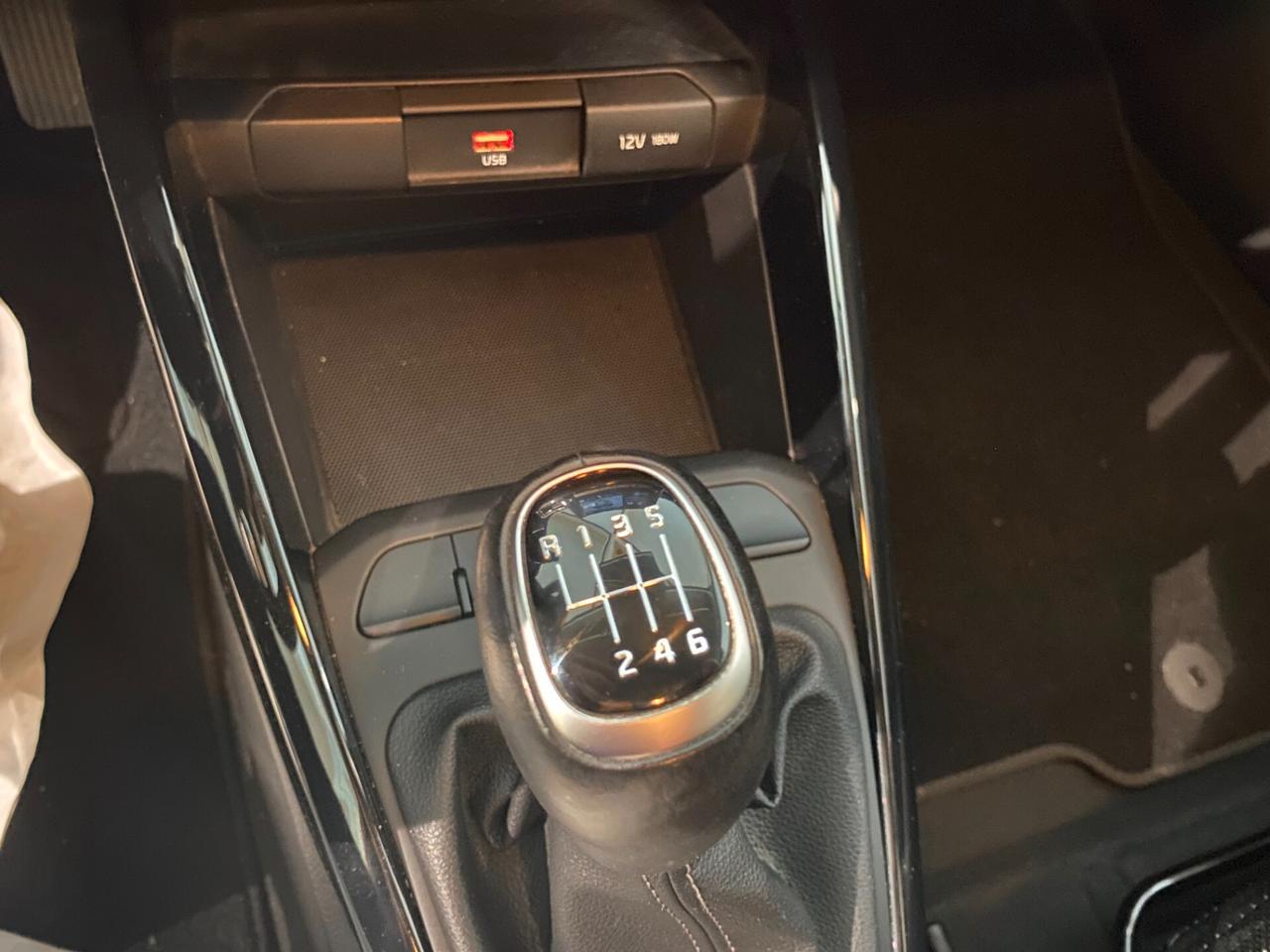 Kia Rio 1.0 T-GDi 100 CV MHEV iMT Style