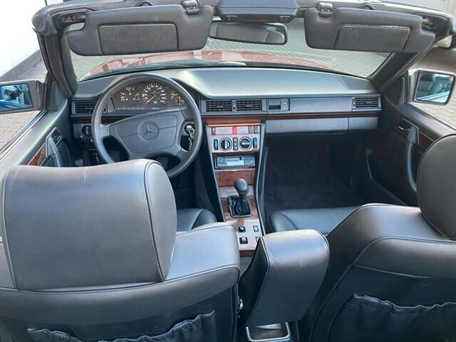 Mercedes-benz E-Series E 200 cat Cabriolet