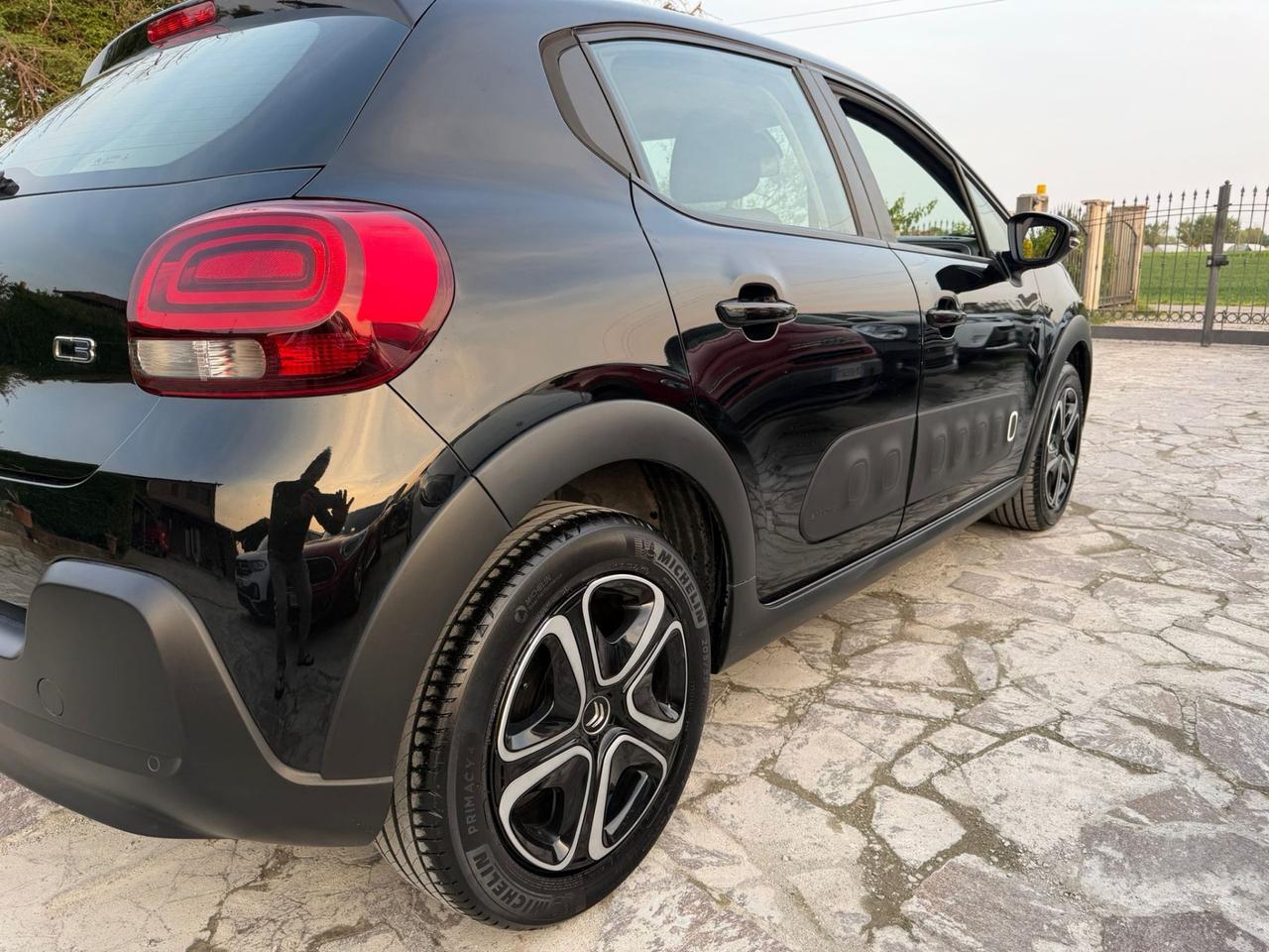 Citroen C3 PureTech 83 S&S Shine neopatentato