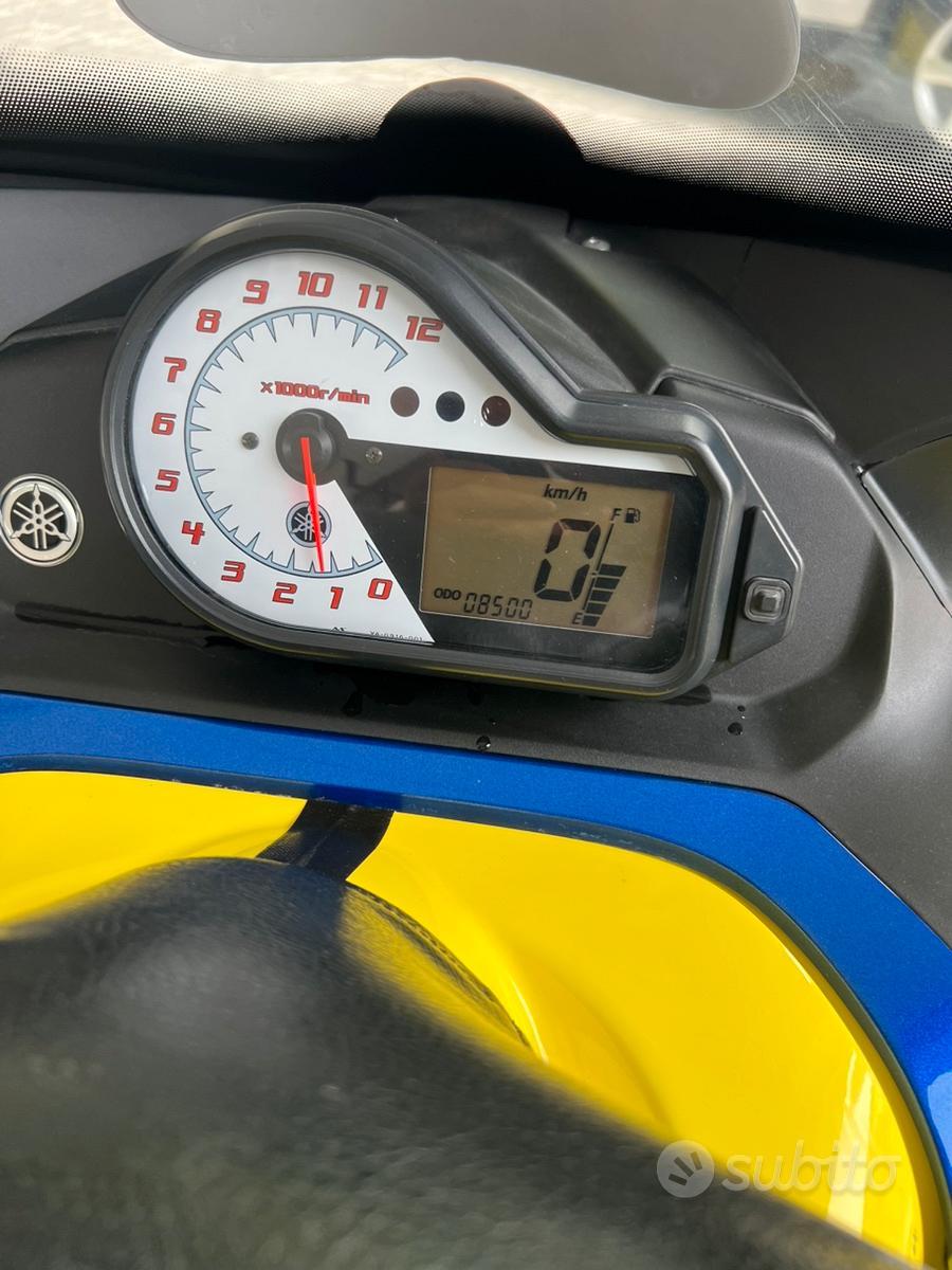 Motoslitta yahama r1