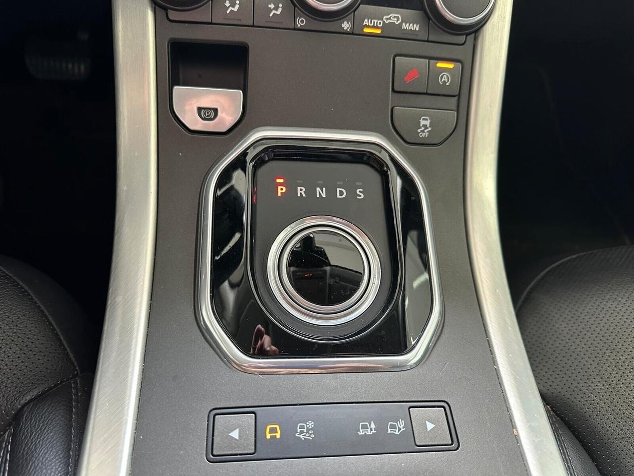 Land Rover Range Evoque 2.0 TD4 180 CV 5p. SE Dynamic