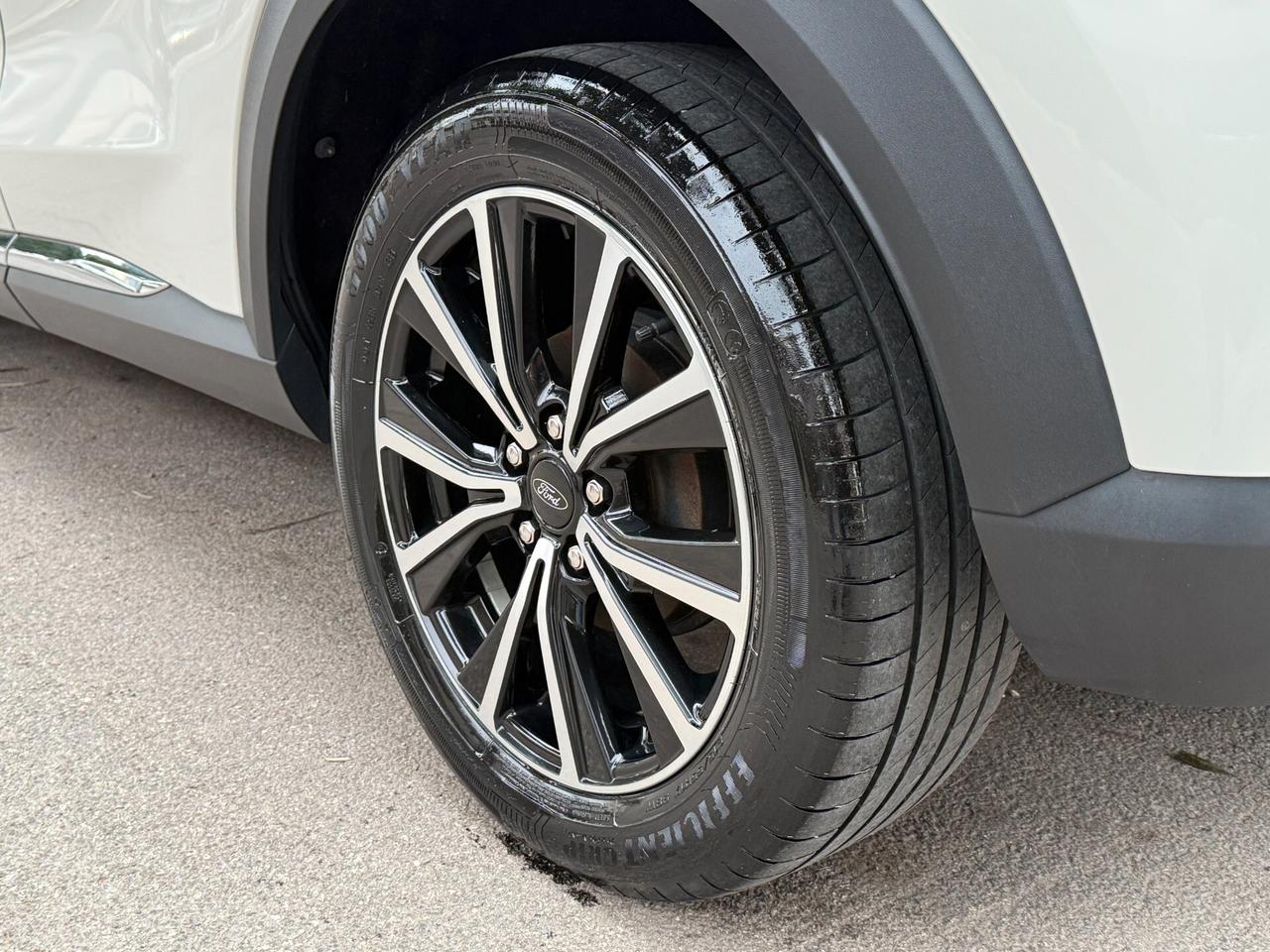 Ford Puma 1.0 EcoBoost Hybrid LED NAVI Titanium