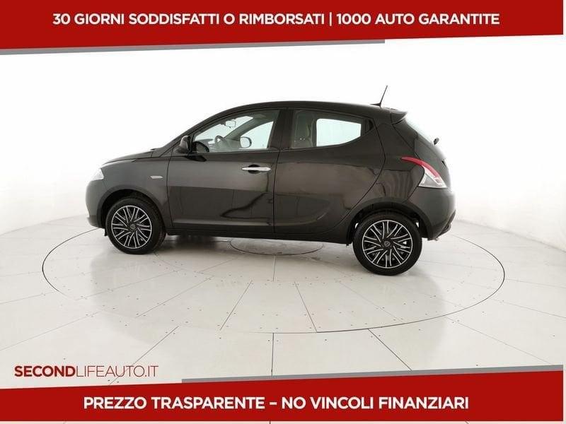 Lancia Ypsilon 1.0 firefly hybrid Gold s&s 70cv 5p.ti