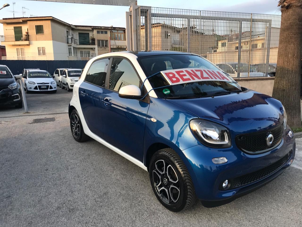 Smart ForFour 70 1.0 twinamic Passion km 6 mila par al nuovo