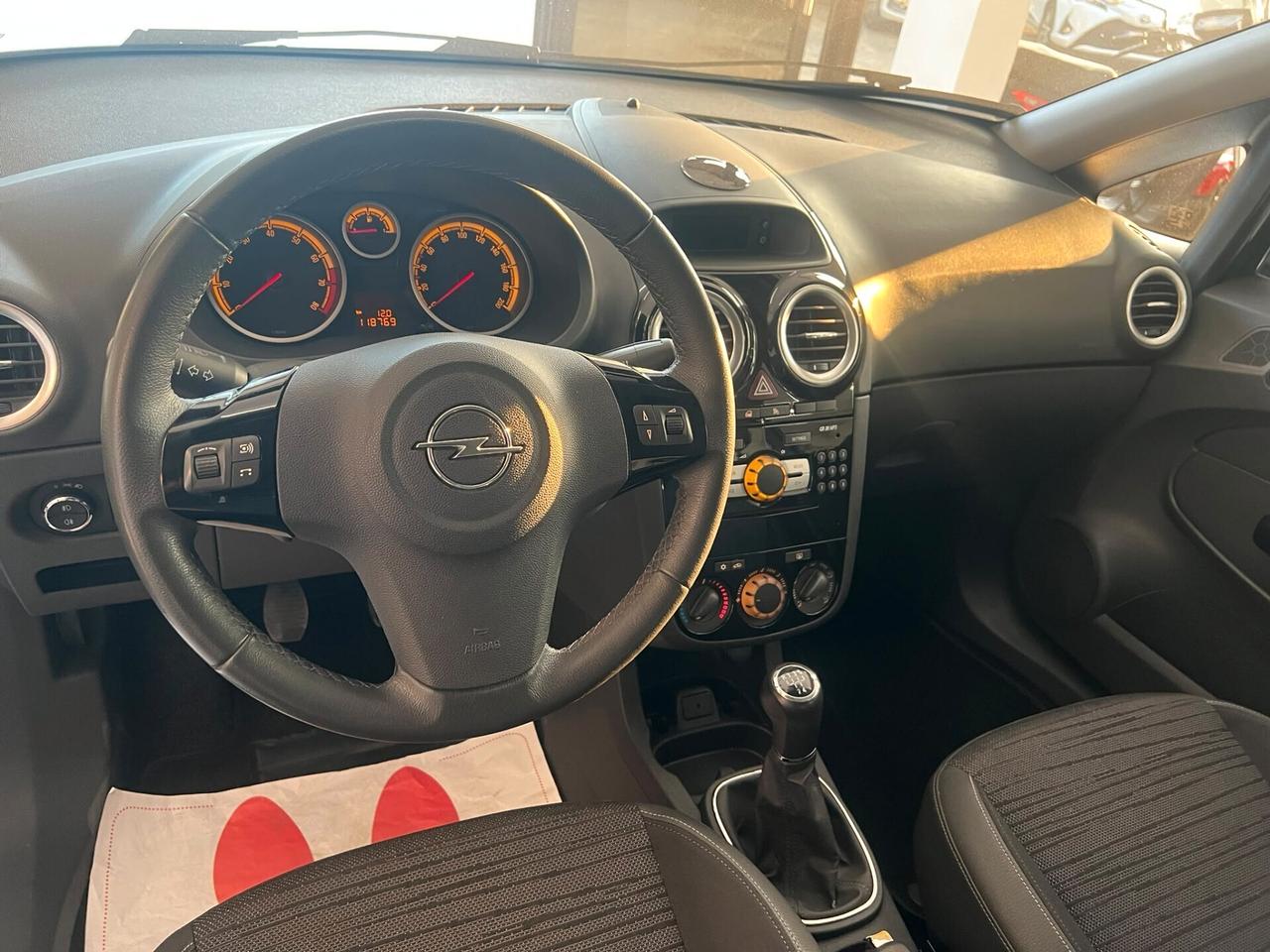 Opel Corsa 1.2 5 porte Edition